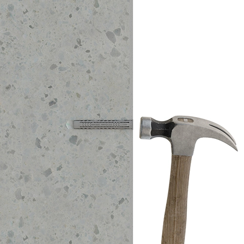 Paso 4 colocación taco de Nylon® TN4S-L en hormigón